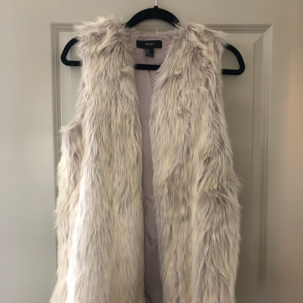 Forever 21 Faux Fur Vest